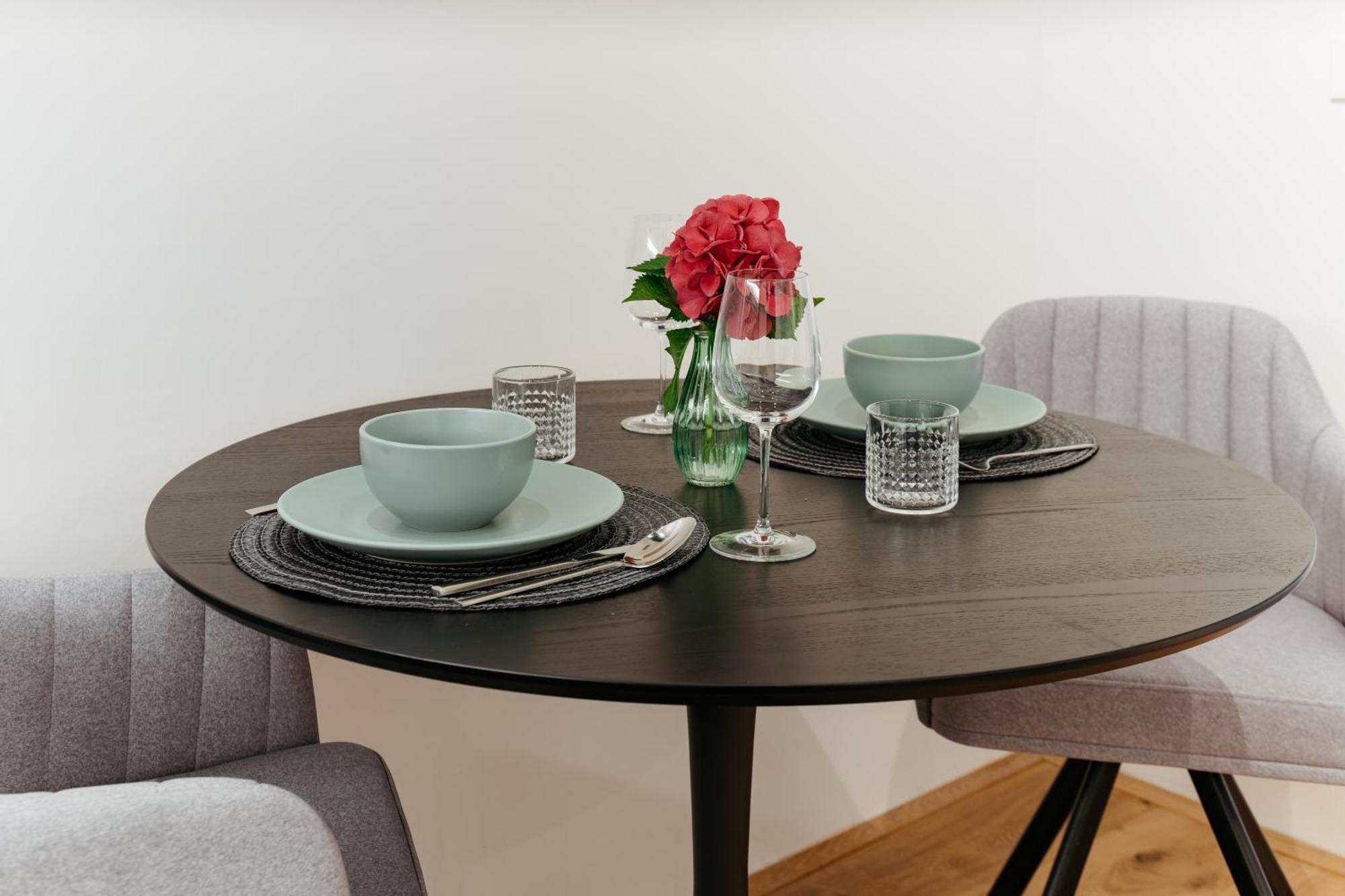 Main Square Apartments & Rooms 마리보르 외부 사진